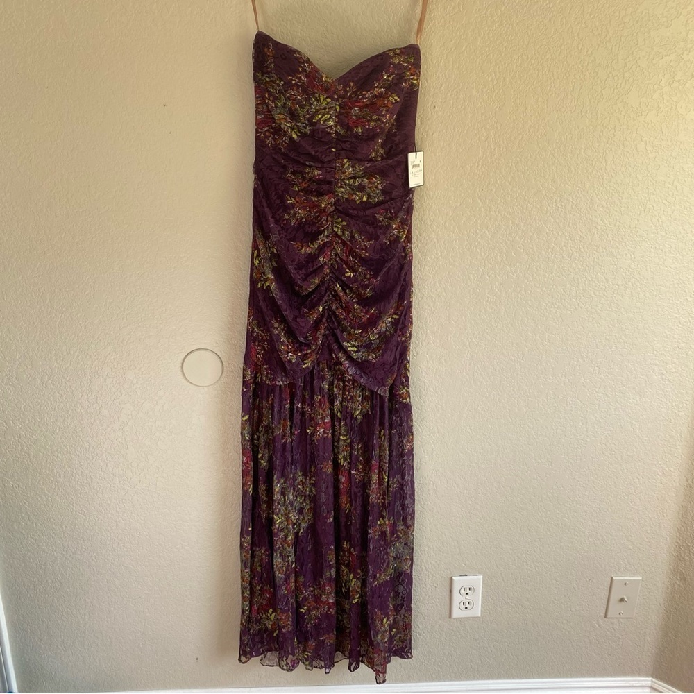 Laundry By Shelli Segal Purple Floral Lace Ruched bodycon mermaid Maxi Dress